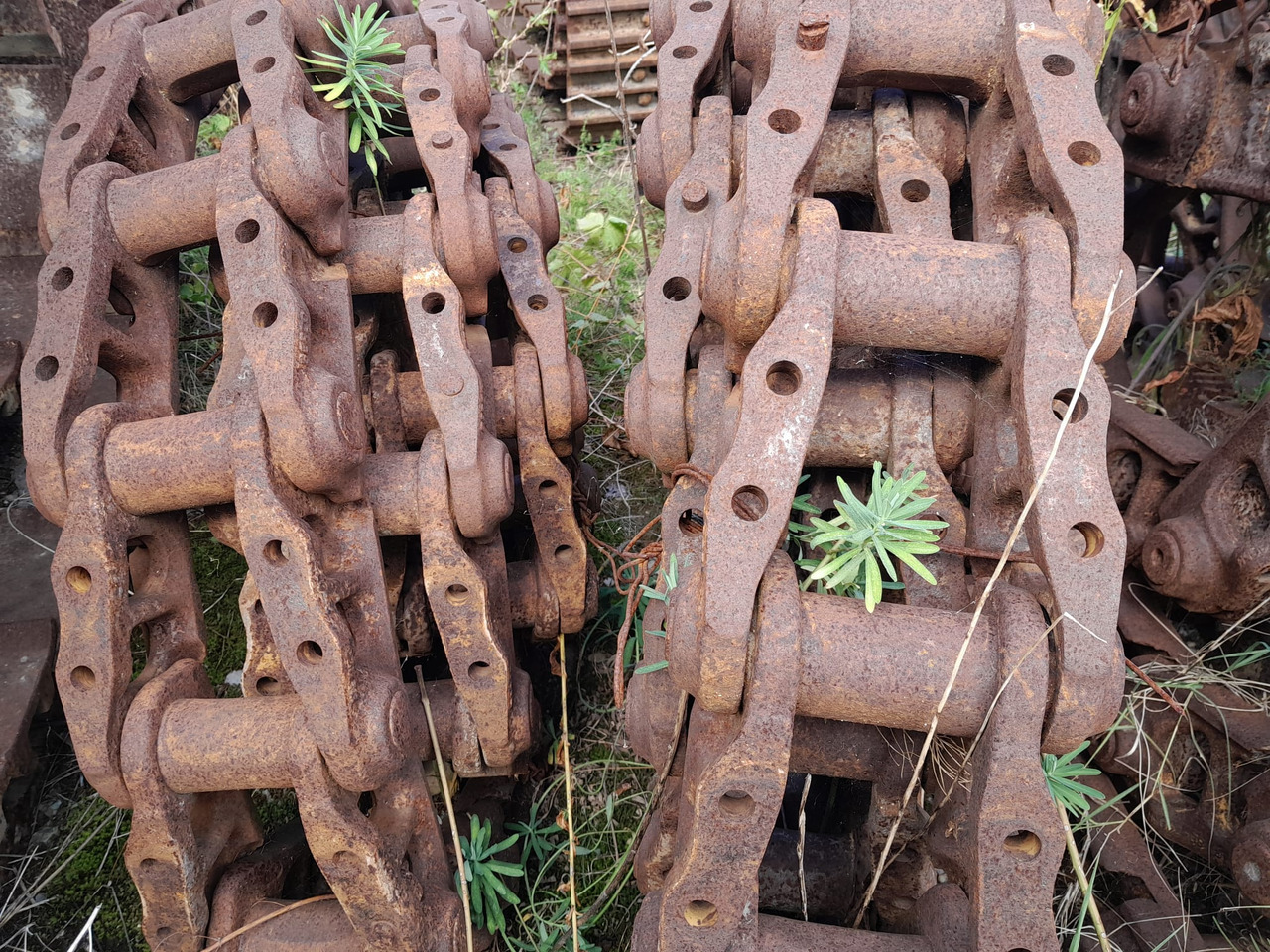 Caterpillar 953 Catene AL 70% 39 maglie + 1 giunzione. - Oruga para Maquinaria de construcción: foto 4 Caterpillar 953 Catene AL 70% 39 maglie + 1 giunzione. - Oruga para Maquinaria de construcción: foto 4