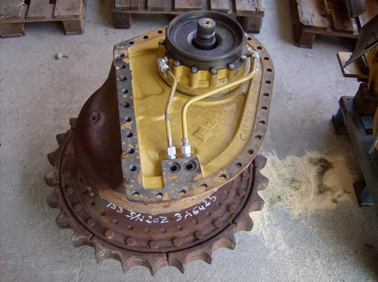 Caterpillar 953 RUOTE MOTRICI - Piezas del tren de rodaje para Maquinaria de construcción: foto 1 Caterpillar 953 RUOTE MOTRICI - Piezas del tren de rodaje para Maquinaria de construcción: foto 1