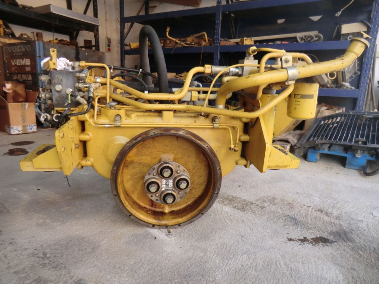 Caterpillar 963C DRIVE DI ACCOPPIAMENTO DELLE POMPE - Transmisión para Maquinaria de construcción: foto 2 Caterpillar 963C DRIVE DI ACCOPPIAMENTO DELLE POMPE - Transmisión para Maquinaria de construcción: foto 2