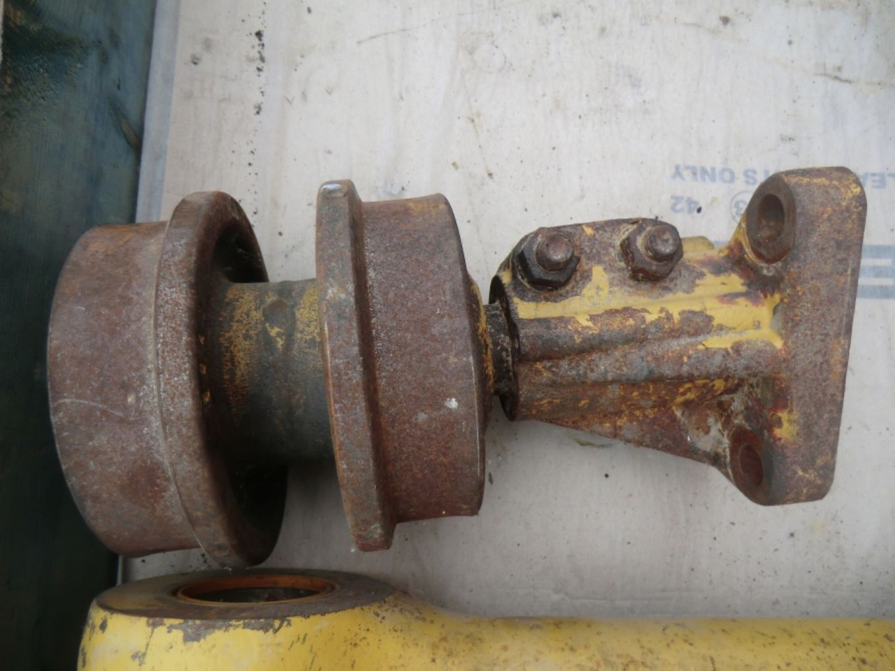 Caterpillar 963D RULLI SUPERIORI HEAVY-DUTY, SYSTEM ONE - Oruga - Rodillos para Maquinaria de construcción: foto 1 Caterpillar 963D RULLI SUPERIORI HEAVY-DUTY, SYSTEM ONE - Oruga - Rodillos para Maquinaria de construcción: foto 1