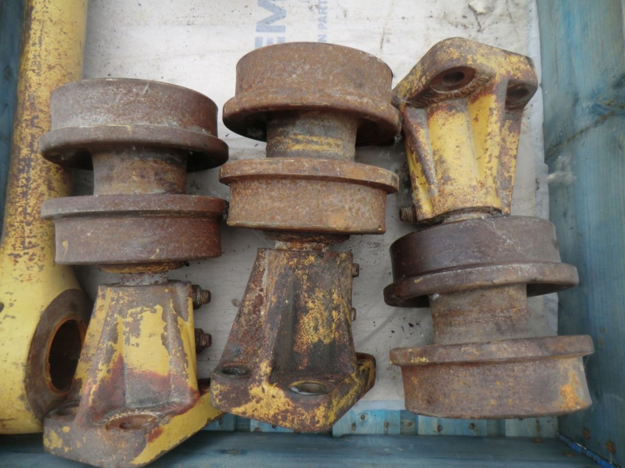 Caterpillar 963D RULLI SUPERIORI HEAVY-DUTY, SYSTEM ONE - Oruga - Rodillos para Maquinaria de construcción: foto 2 Caterpillar 963D RULLI SUPERIORI HEAVY-DUTY, SYSTEM ONE - Oruga - Rodillos para Maquinaria de construcción: foto 2