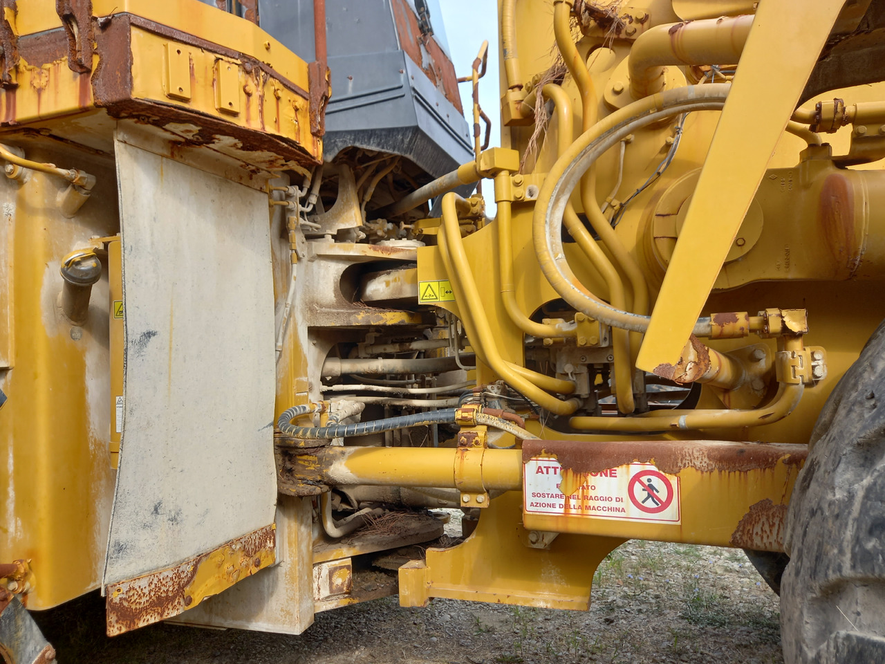 Cargadora de ruedas Caterpillar 988H Pala gommata 988H in buone condizione.: foto 13