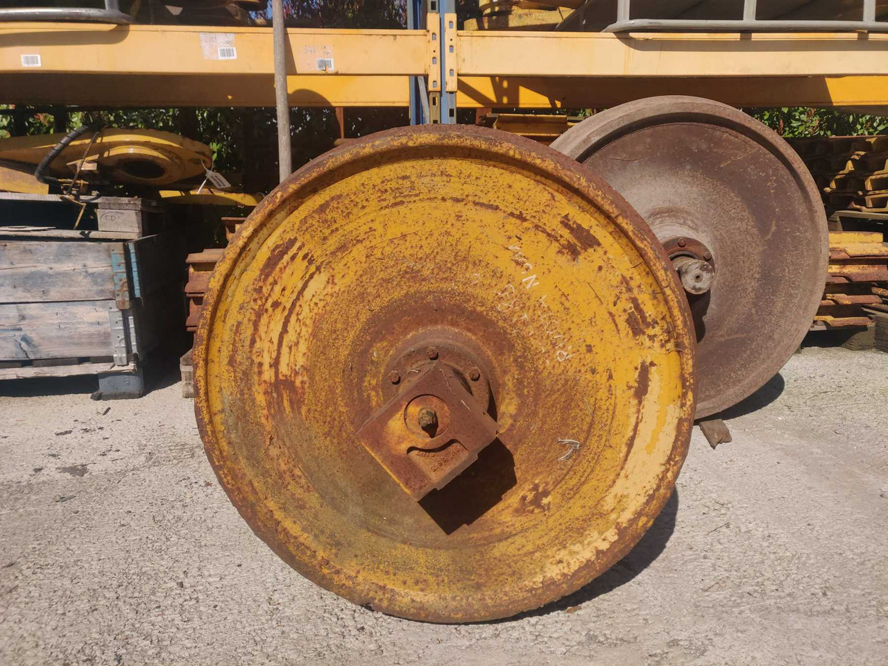 Caterpillar D7E RUOTA NUDA - Piezas del tren de rodaje para Maquinaria de construcción: foto 3 Caterpillar D7E RUOTA NUDA - Piezas del tren de rodaje para Maquinaria de construcción: foto 3