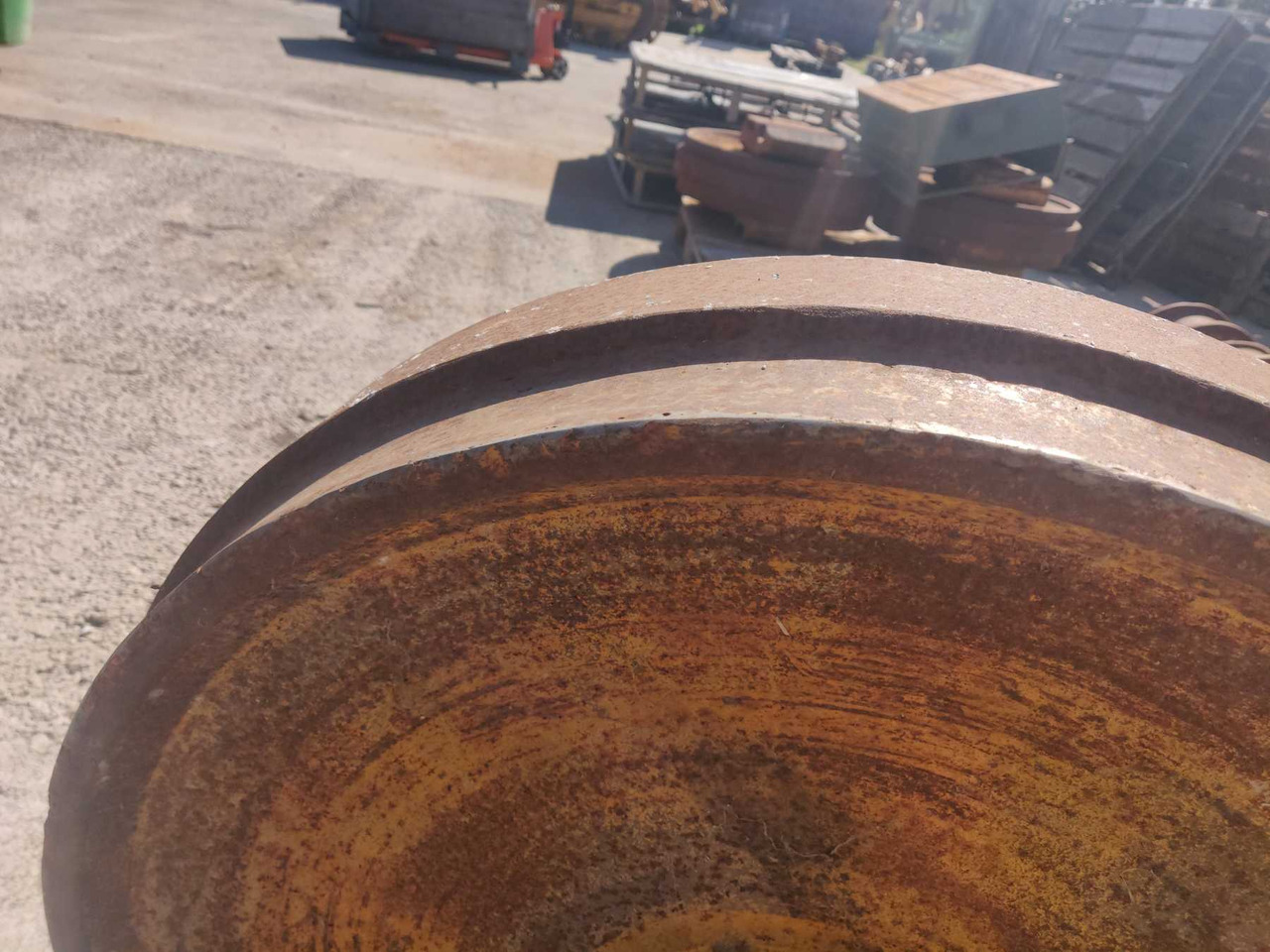 Caterpillar D7E RUOTA NUDA - Piezas del tren de rodaje para Maquinaria de construcción: foto 4 Caterpillar D7E RUOTA NUDA - Piezas del tren de rodaje para Maquinaria de construcción: foto 4