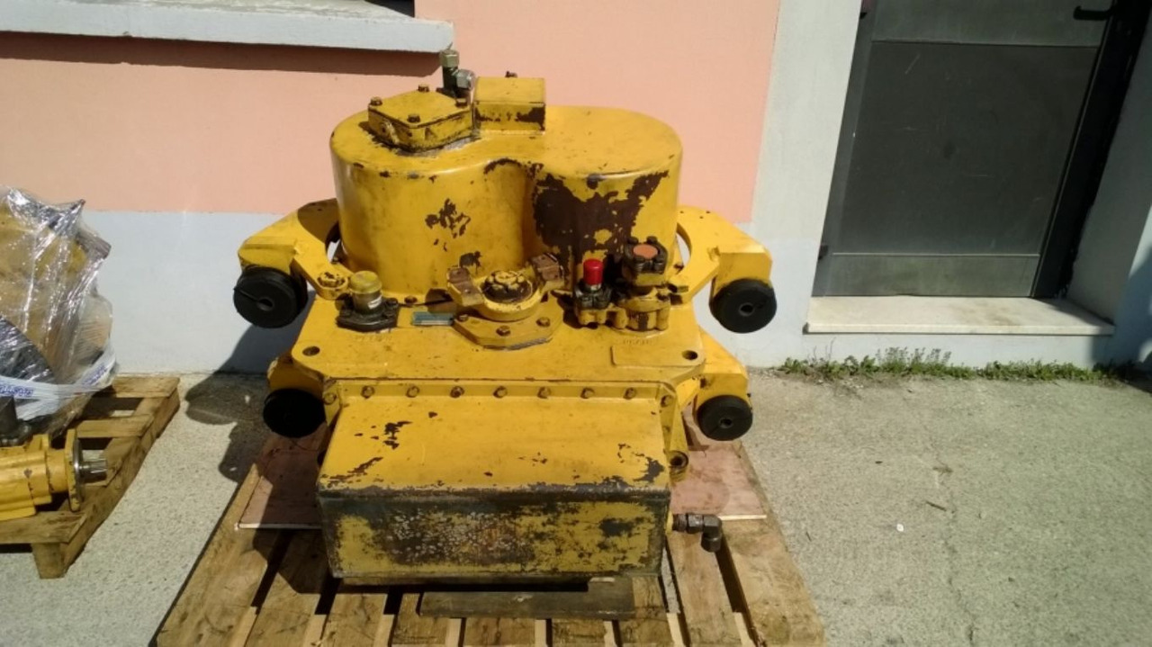 VOLVO L330E Trasmissione revisionata. - Caja de cambios para Maquinaria de construcción: foto 1 VOLVO L330E Trasmissione revisionata. - Caja de cambios para Maquinaria de construcción: foto 1