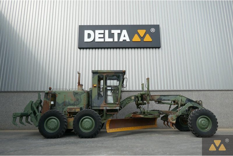 Caterpillar 130G Ex-army - Grader: foto 2 Caterpillar 130G Ex-army - Grader: foto 2
