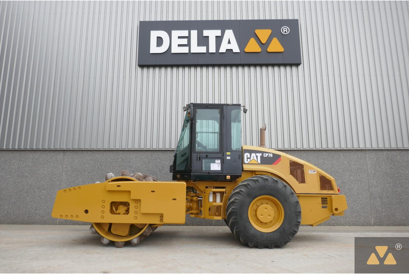 Caterpillar CP76 - Rodillo: foto 1 Caterpillar CP76 - Rodillo: foto 1