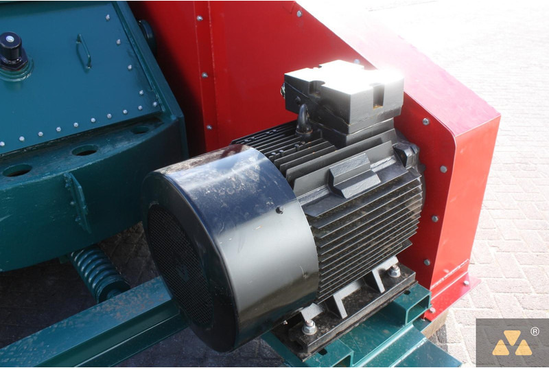 Trituradora de mandíbula KUE-KEN 106: foto 7