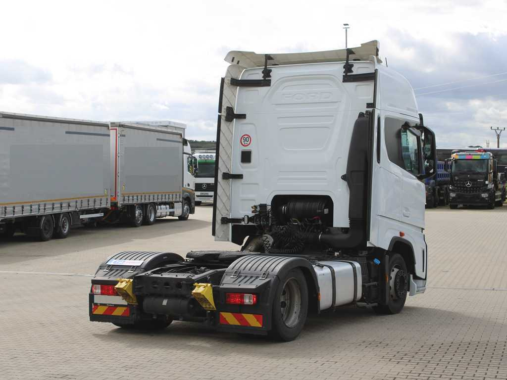 Ford F-MAX LL 12S, EURO 6, LOWDECK, NAVIGATION, INDEPENDENT AIR CONDITIONING - Cabeza tractora: foto 4 Ford F-MAX LL 12S, EURO 6, LOWDECK, NAVIGATION, INDEPENDENT AIR CONDITIONING - Cabeza tractora: foto 4