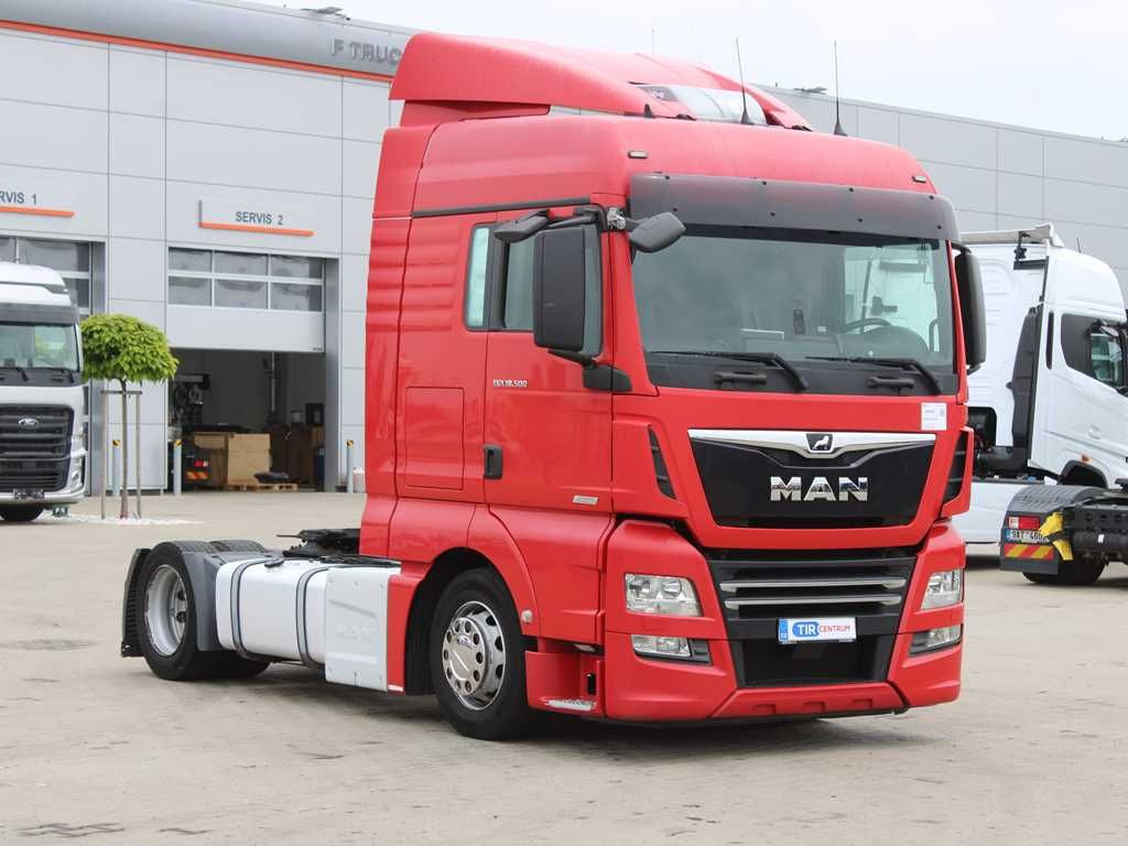 MAN TGX 18.500, LOWDECK,SEC.AIR CONDITION, EURO 6 - Cabeza tractora: foto 2 MAN TGX 18.500, LOWDECK,SEC.AIR CONDITION, EURO 6 - Cabeza tractora: foto 2