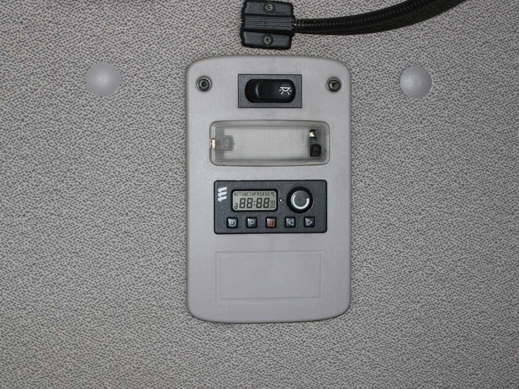 Arrendamiento de  DAF XF 105.410, BDF, INDEPENDENT AIR CONDITIONING, CARRIER, AIR SUSPENSION DAF XF 105.410, BDF, INDEPENDENT AIR CONDITIONING, CARRIER, AIR SUSPENSION: foto 12