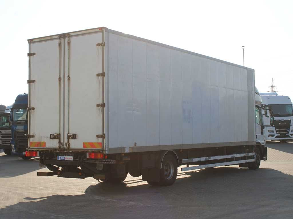 Iveco EUROCARGO 120E22, EURO 5, TAIL LIFT, PNEU 80% - Camión caja cerrada: foto 3 Iveco EUROCARGO 120E22, EURO 5, TAIL LIFT, PNEU 80% - Camión caja cerrada: foto 3