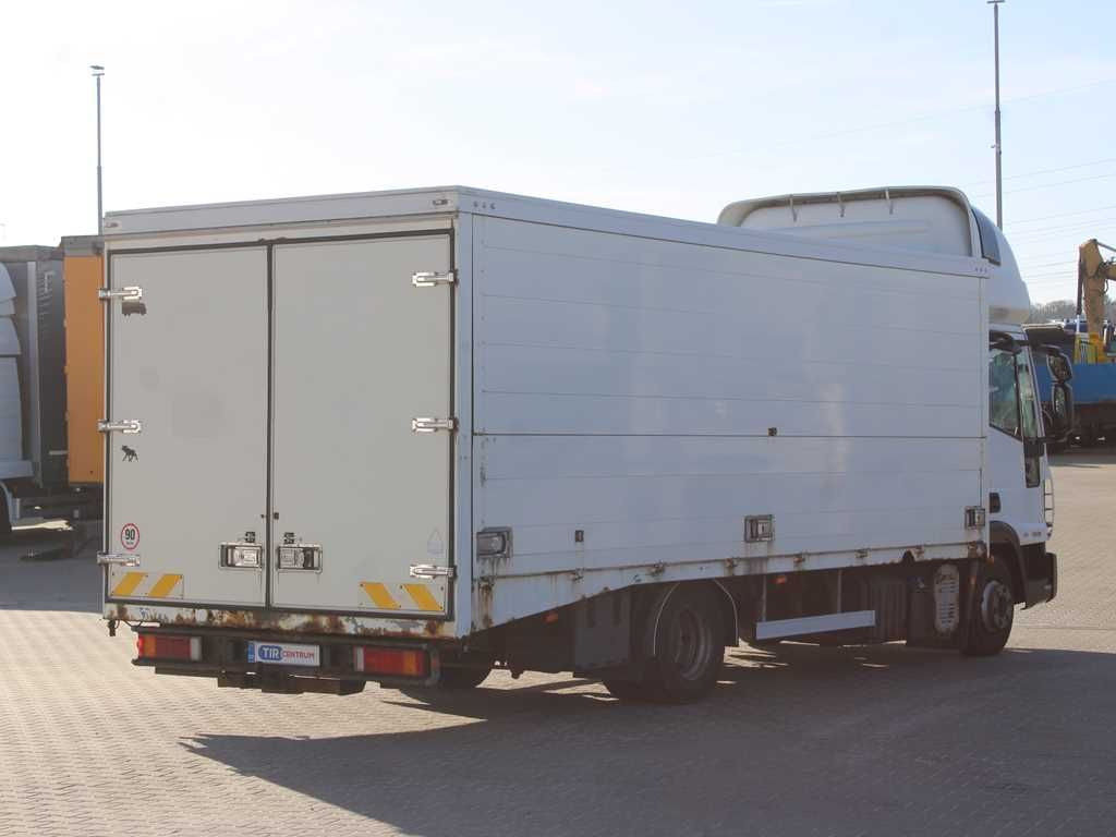 Iveco EUROCARGO ML75E18, EURO 5, WINCH, RAIDS, PNEU90% - Furgoneta caja cerrada: foto 3 Iveco EUROCARGO ML75E18, EURO 5, WINCH, RAIDS, PNEU90% - Furgoneta caja cerrada: foto 3