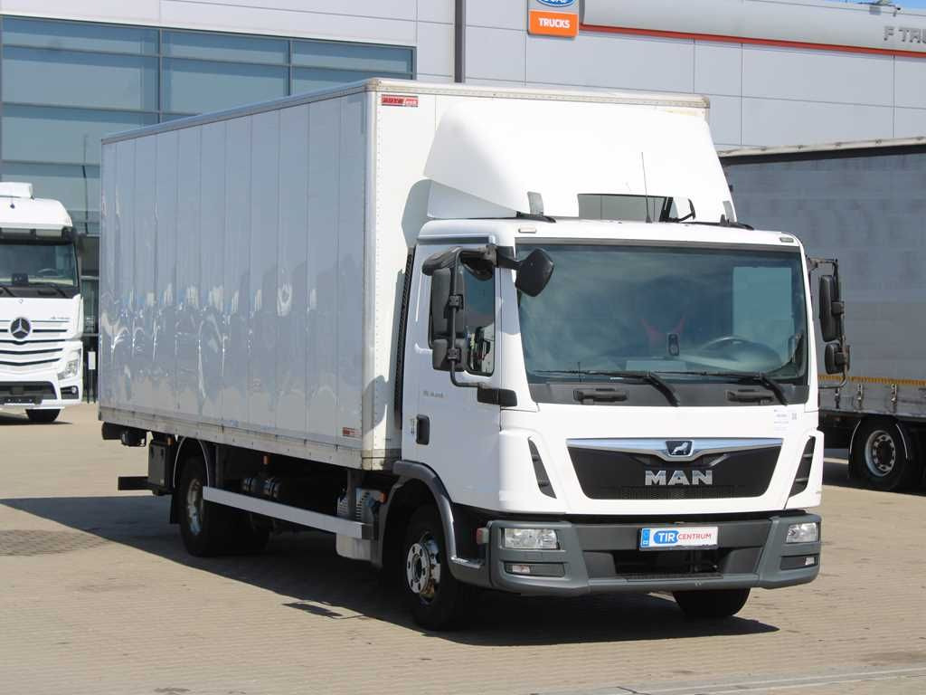 MAN TGL 12.220, HYDRAULIC FRONT, EURO 6 - Camión caja cerrada: foto 2 MAN TGL 12.220, HYDRAULIC FRONT, EURO 6 - Camión caja cerrada: foto 2