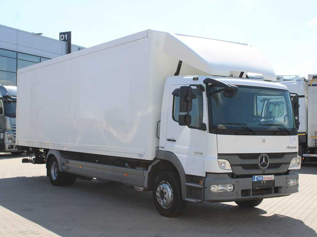 Mercedes-Benz ATEGO 1218 L, TAIL LIFT, CAMERA, EURO 5 - Camión caja cerrada: foto 2 Mercedes-Benz ATEGO 1218 L, TAIL LIFT, CAMERA, EURO 5 - Camión caja cerrada: foto 2