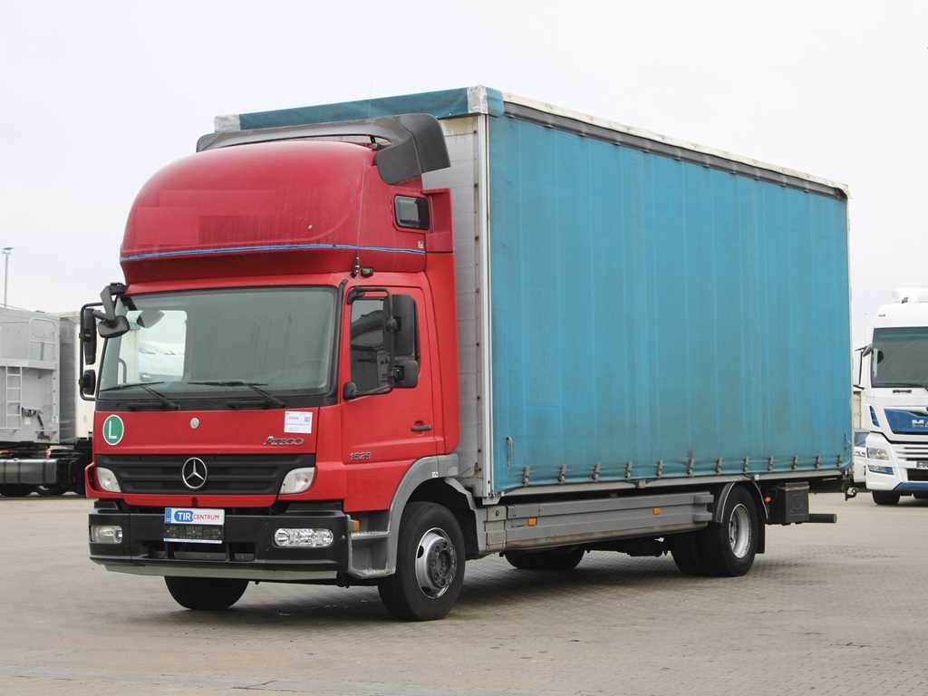 Mercedes-Benz ATEGO 1529 L, SLEEPING BODY, EURO 5 - Camión lona: foto 1 Mercedes-Benz ATEGO 1529 L, SLEEPING BODY, EURO 5 - Camión lona: foto 1