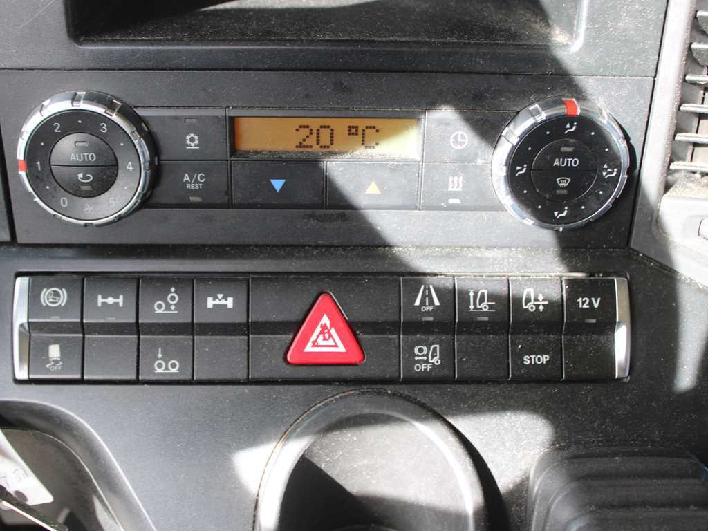 Arrendamiento de  Mercedes-Benz Actros 2542, 6X2, LIFTING AXLE + PANAV TVK18M Mercedes-Benz Actros 2542, 6X2, LIFTING AXLE + PANAV TVK18M: foto 10