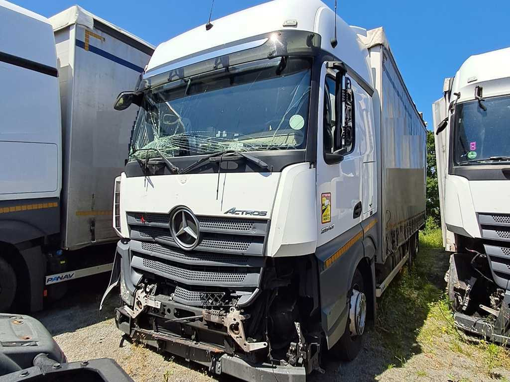 Mercedes-Benz Actros 2542, 6X2 + PANAV TVK18M - Camión lona: foto 1 Mercedes-Benz Actros 2542, 6X2 + PANAV TVK18M - Camión lona: foto 1