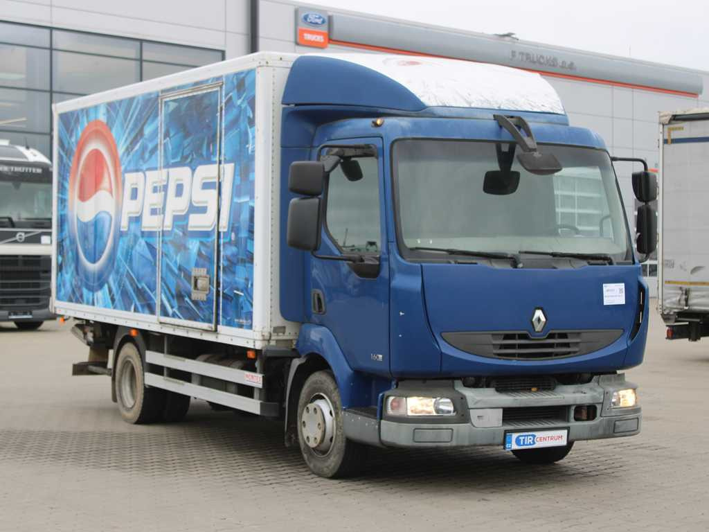 Renault MIDLUM 160.10, EURO 4, HYDRAULIC FRONT, TIRE 80% - Camión caja cerrada: foto 3 Renault MIDLUM 160.10, EURO 4, HYDRAULIC FRONT, TIRE 80% - Camión caja cerrada: foto 3