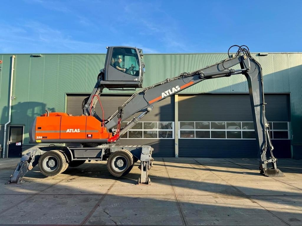 Atlas 250 MH - Manipulador de materiales: foto 5 Atlas 250 MH - Manipulador de materiales: foto 5