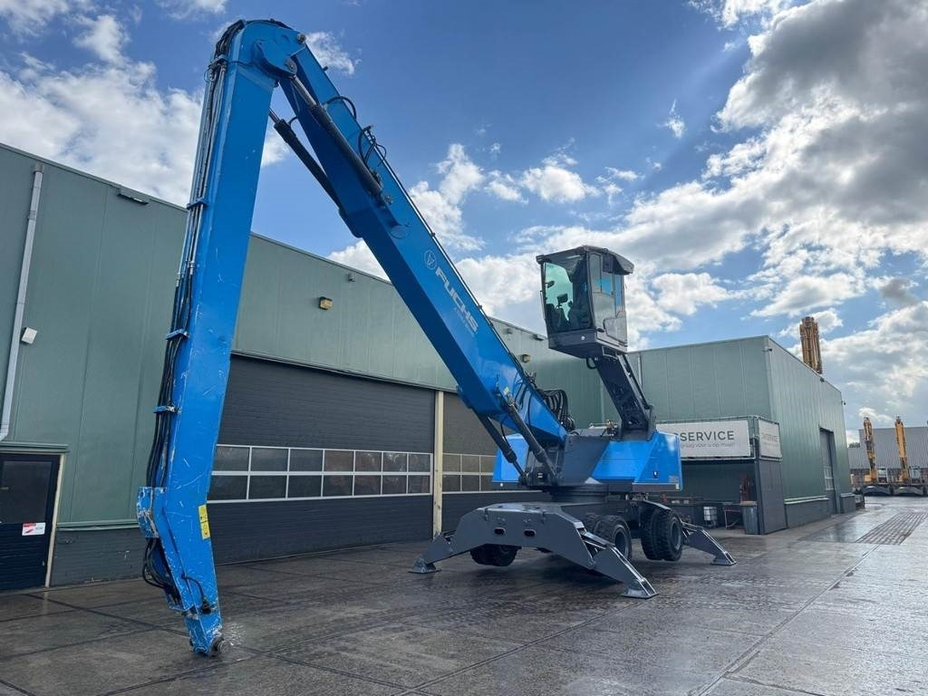 Fuchs MHL 350 S5 - Manipulador de materiales: foto 2 Fuchs MHL 350 S5 - Manipulador de materiales: foto 2