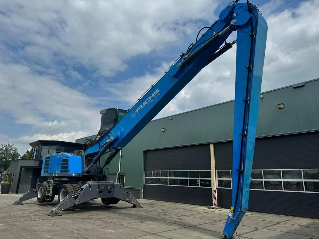 Fuchs MHL 375 S5 - Manipulador de materiales: foto 5 Fuchs MHL 375 S5 - Manipulador de materiales: foto 5