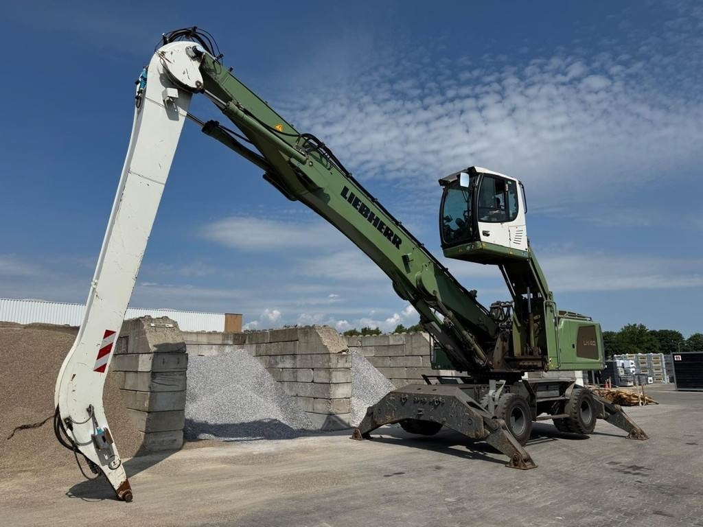 Liebherr LH 40 M - Manipulador de materiales: foto 2 Liebherr LH 40 M - Manipulador de materiales: foto 2