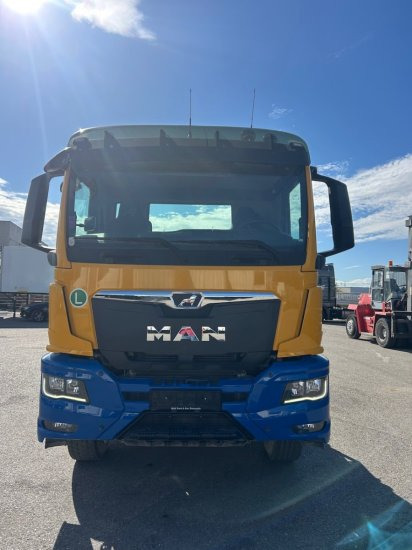 MAN TGS 26.440, 6x4, Automatik, E6, Hydraulik - Cabeza tractora: foto 2 MAN TGS 26.440, 6x4, Automatik, E6, Hydraulik - Cabeza tractora: foto 2