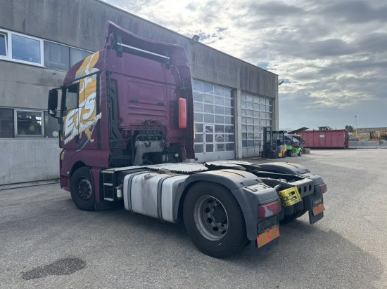 MAN TGX 18.440, XLX, Automatic, Retarder, - Cabeza tractora: foto 4 MAN TGX 18.440, XLX, Automatic, Retarder, - Cabeza tractora: foto 4