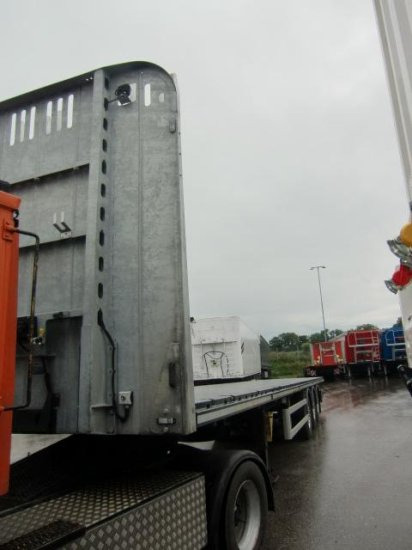 Gsodam 3-Achs Plateau, Liftachse, Rungenstöcke - Semirremolque plataforma/ Caja abierta: foto 3 Gsodam 3-Achs Plateau, Liftachse, Rungenstöcke - Semirremolque plataforma/ Caja abierta: foto 3