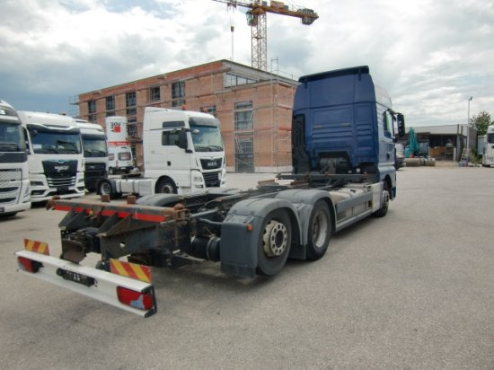 MAN TGX 26.440 XXL 6x2 Liftachse Euro 6 - Camión portacontenedore/ Intercambiable: foto 4 MAN TGX 26.440 XXL 6x2 Liftachse Euro 6 - Camión portacontenedore/ Intercambiable: foto 4