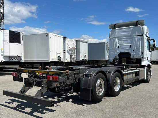 Mercedes-Benz Actros 2545 6x2 BDF E6, Retarder, Alufelgen - Camión portacontenedore/ Intercambiable: foto 5 Mercedes-Benz Actros 2545 6x2 BDF E6, Retarder, Alufelgen - Camión portacontenedore/ Intercambiable: foto 5