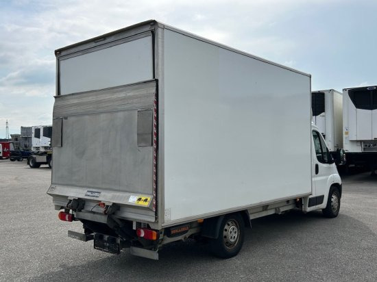 Peugeot Boxer, Koffer mit Hebebühne/LBW - Furgoneta caja cerrada: foto 5 Peugeot Boxer, Koffer mit Hebebühne/LBW - Furgoneta caja cerrada: foto 5
