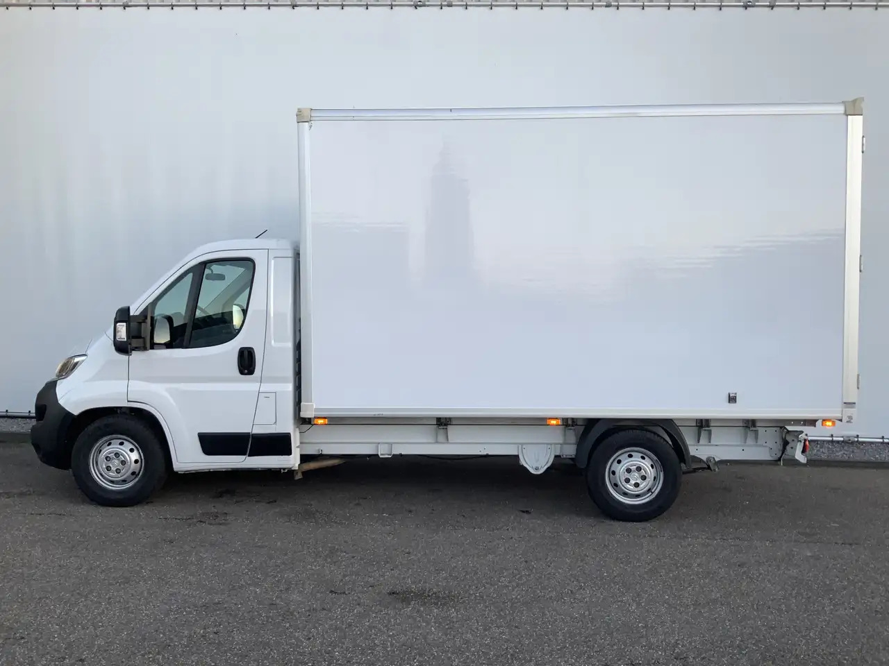 Citroen Jumper 2.2 BlueHDi 165 L3 3.5t Meubel bak & Deuren Airco - Furgoneta caja cerrada: foto 3 Citroen Jumper 2.2 BlueHDi 165 L3 3.5t Meubel bak & Deuren Airco - Furgoneta caja cerrada: foto 3