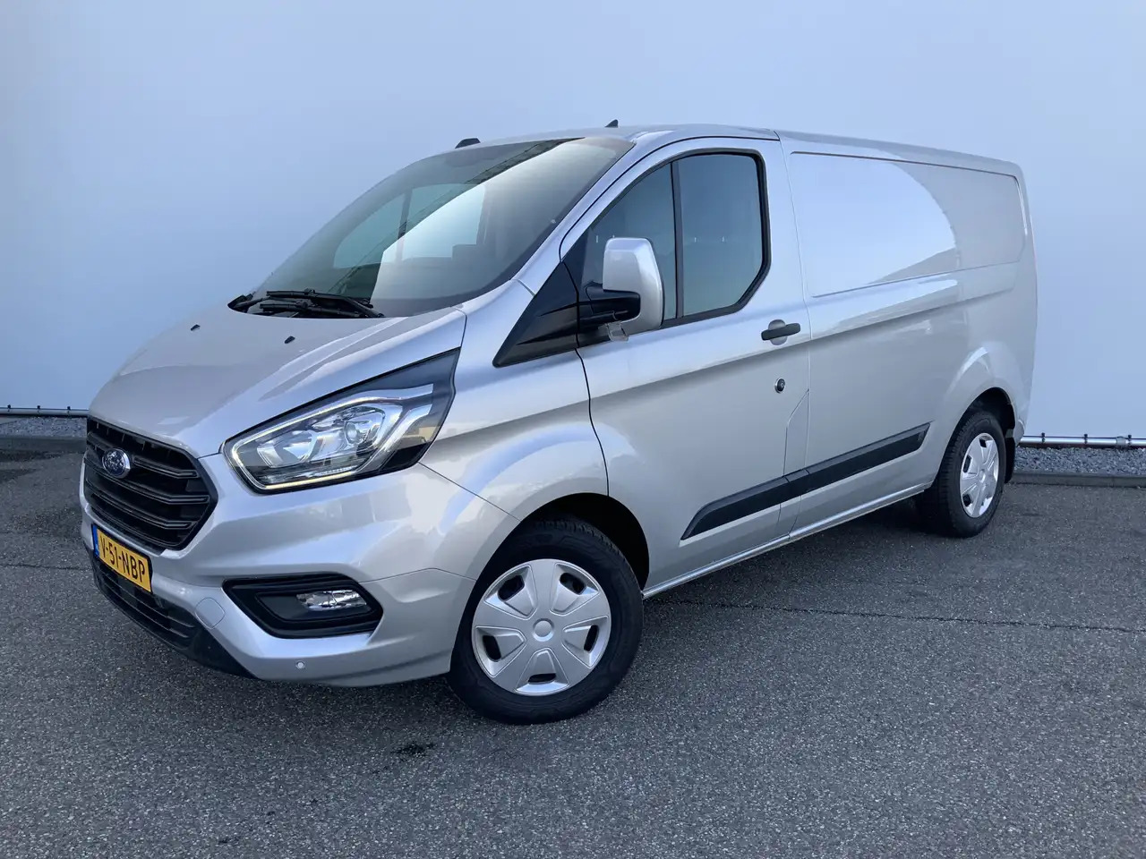 Ford Transit Custom 300 2.0 TDCI L1H1 Limited Airco Cruise Camera 3 Zi - Furgón: foto 1 Ford Transit Custom 300 2.0 TDCI L1H1 Limited Airco Cruise Camera 3 Zi - Furgón: foto 1