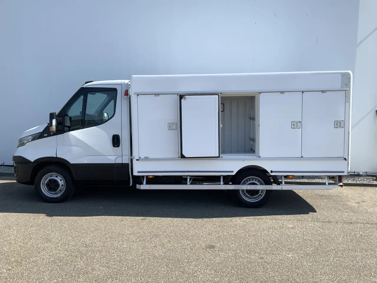 Iveco Daily 35S12 2.3 345 EURO 6 vrieswagen -40 C ijsauto Bakm - Furgoneta frigorifica: foto 2 Iveco Daily 35S12 2.3 345 EURO 6 vrieswagen -40 C ijsauto Bakm - Furgoneta frigorifica: foto 2
