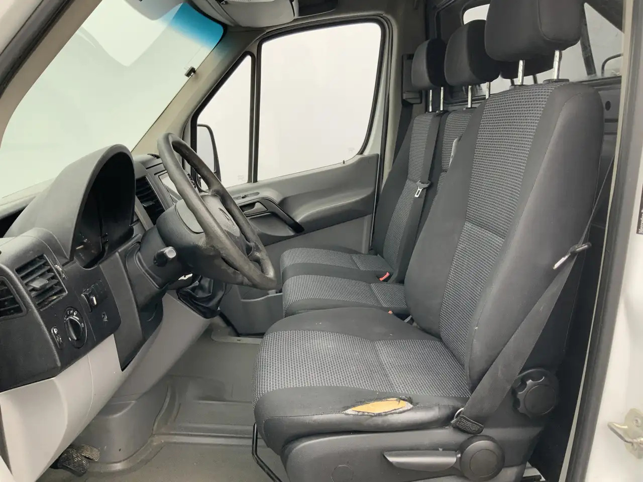 Mercedes-Benz Sprinter 316 2.2 CDI 366 L2H2 Airco Camera 3 Zits Side Bar - Furgón: foto 4 Mercedes-Benz Sprinter 316 2.2 CDI 366 L2H2 Airco Camera 3 Zits Side Bar - Furgón: foto 4