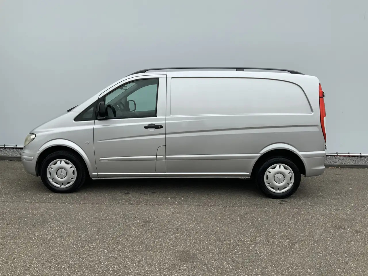Mercedes-Benz Vito 111 CDI 320 Lang HD Amigo Koel Vries Werkt 100% 3 - Furgoneta frigorifica: foto 4 Mercedes-Benz Vito 111 CDI 320 Lang HD Amigo Koel Vries Werkt 100% 3 - Furgoneta frigorifica: foto 4
