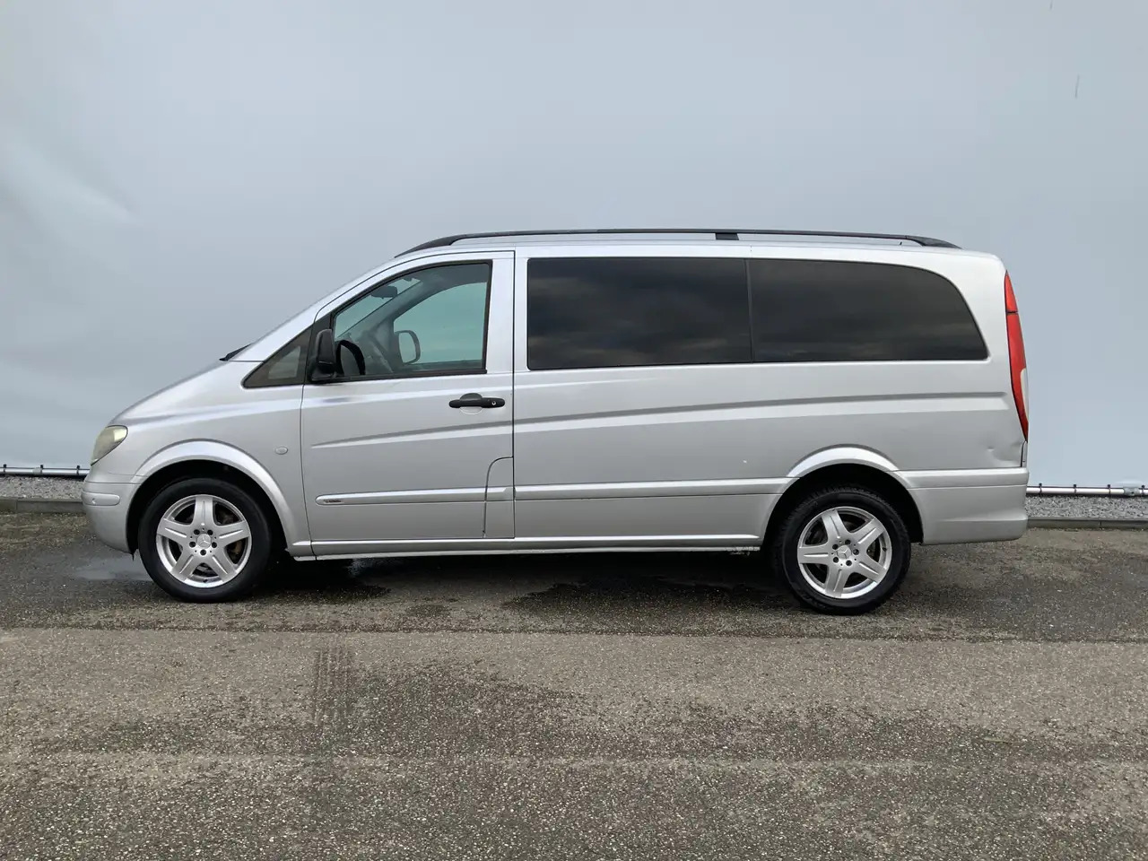 Mercedes-Benz Vito 120 CDI 3.0 V6 Dubb.Cab Autom. 5 Zits Airco Alu Ve - Furgoneta combi: foto 4 Mercedes-Benz Vito 120 CDI 3.0 V6 Dubb.Cab Autom. 5 Zits Airco Alu Ve - Furgoneta combi: foto 4