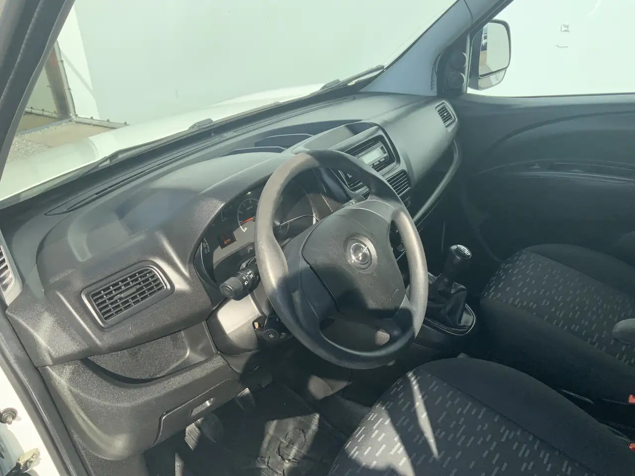 Opel Combo 1.3 CDTi L1H1 EXPORT ecoFLEX Edition Airco Trekhaa - Furgoneta pequeña: foto 5 Opel Combo 1.3 CDTi L1H1 EXPORT ecoFLEX Edition Airco Trekhaa - Furgoneta pequeña: foto 5