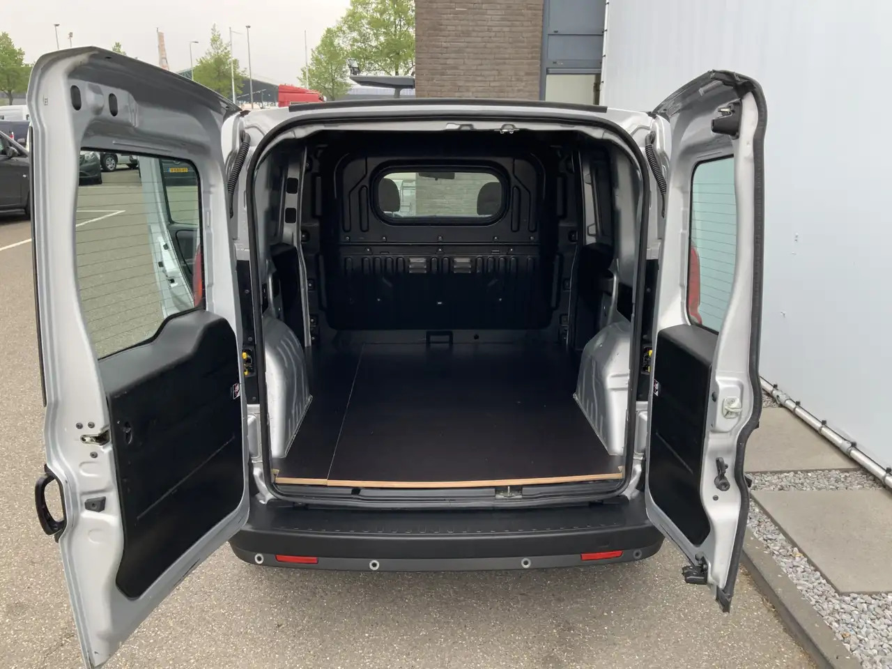 Furgoneta pequeña Opel Combo 1.3 CDTi L1H1 Edition Airco Euro 6: foto 10