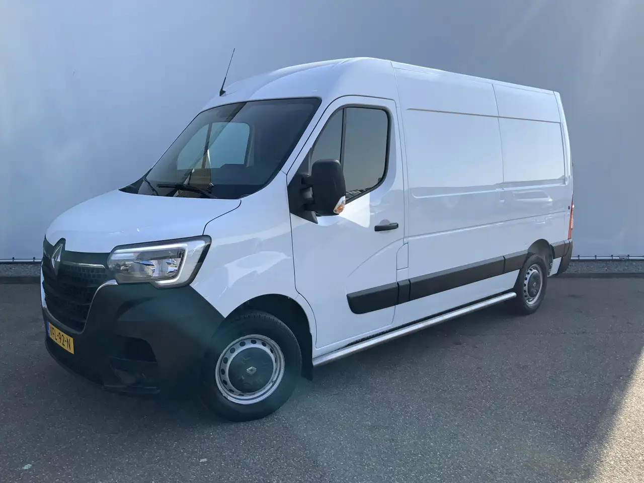 Renault Master T35 2.3 dCi 135 L2H2 Airco Cruise Navi Side Bar Ca - Furgón: foto 1 Renault Master T35 2.3 dCi 135 L2H2 Airco Cruise Navi Side Bar Ca - Furgón: foto 1