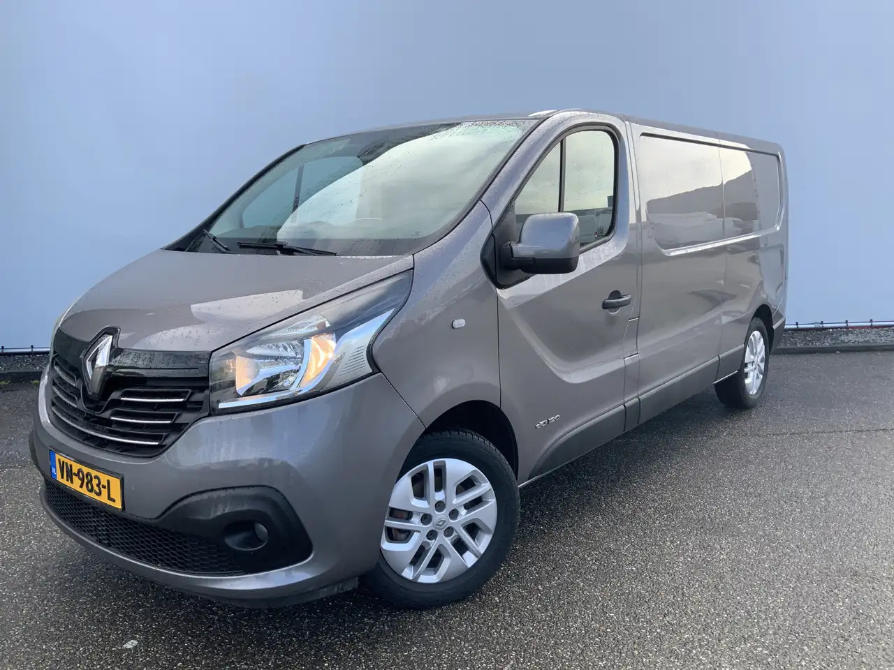 Renault Trafic 1.6 dCi T29 L2H1 DC Comfort Energy Airco Cruise Na - Furgón: foto 1 Renault Trafic 1.6 dCi T29 L2H1 DC Comfort Energy Airco Cruise Na - Furgón: foto 1