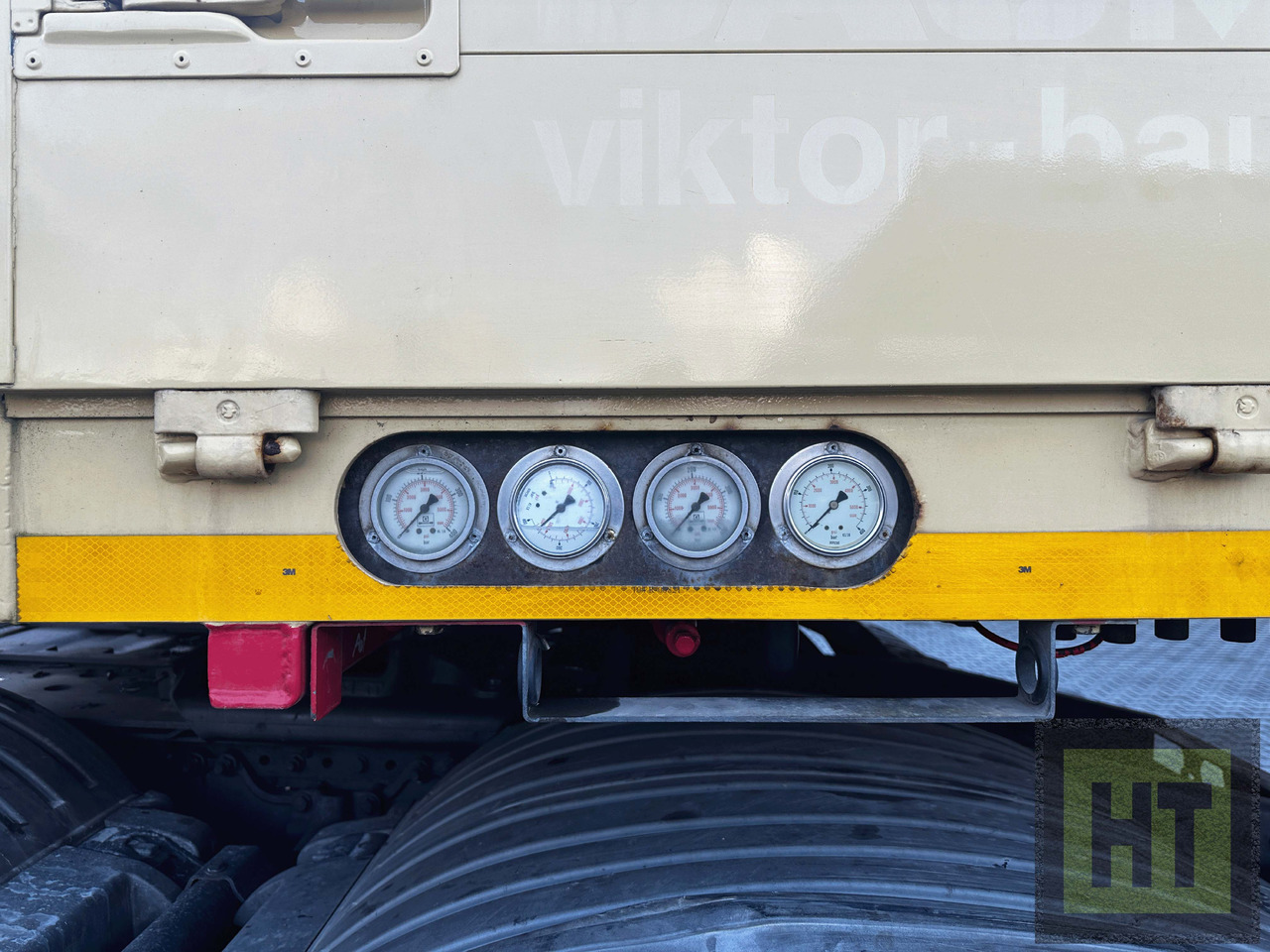 Goldhofer 6-Achs-Tele-Semi mit hydr. Rampen-zwangsgelenkt - Semirremolque góndola rebajadas: foto 3 Goldhofer 6-Achs-Tele-Semi mit hydr. Rampen-zwangsgelenkt - Semirremolque góndola rebajadas: foto 3