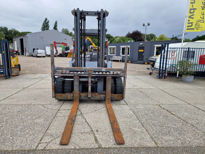 Caterpillar DP60 met geïntegreerde sideshift - Carretilla elevadora diésel: foto 4 Caterpillar DP60 met geïntegreerde sideshift - Carretilla elevadora diésel: foto 4