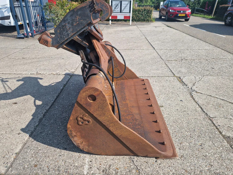 Eurosteel hydraulische kantelbak CW30/40 - Cazo para Maquinaria de construcción: foto 3 Eurosteel hydraulische kantelbak CW30/40 - Cazo para Maquinaria de construcción: foto 3