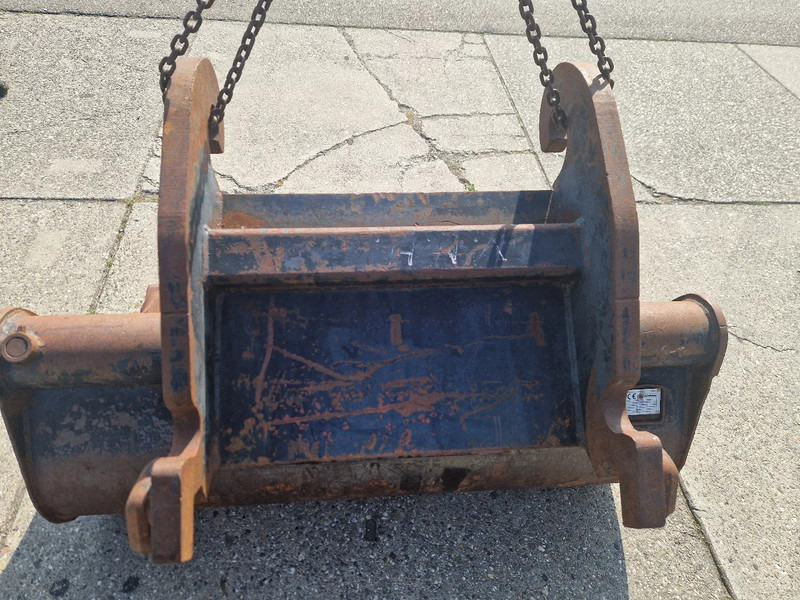 Eurosteel hydraulische kantelbak CW30/40 - Cazo para Maquinaria de construcción: foto 2 Eurosteel hydraulische kantelbak CW30/40 - Cazo para Maquinaria de construcción: foto 2