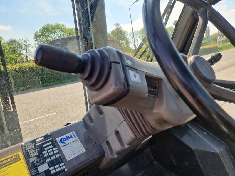Carretilla todo terreno Manitou MC50 ruwterreinheftruck met sideshift: foto 9