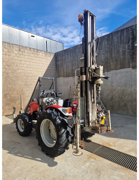 Onbekend Valpadana 1550 4x4 drilling tractor - Perforadora: foto 1 Onbekend Valpadana 1550 4x4 drilling tractor - Perforadora: foto 1