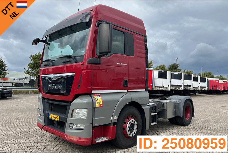 MAN TGX 18.440 - ADR - Cabeza tractora: foto 1 MAN TGX 18.440 - ADR - Cabeza tractora: foto 1